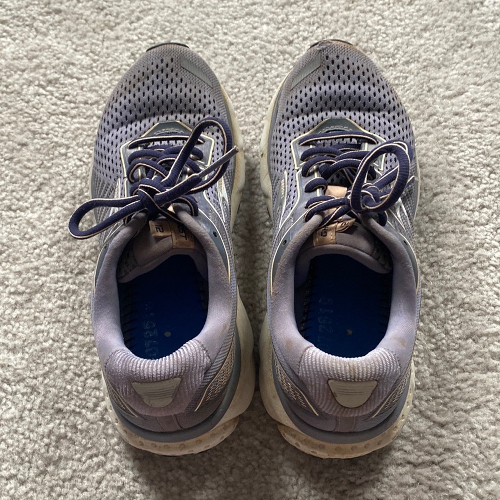 Free with purchase! Brooks ghost